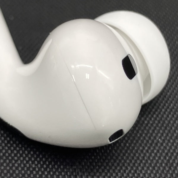 【中古】MagSafe充電ケース(USB-C)付きAirPods Pro(第2世代) MTJV3JA【秋葉原】