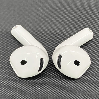 【中古】AirPods 4 MXP93J/A（アクティブノイズキャンセリング搭載）【秋葉原】