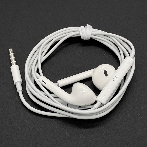 【中古】Apple EarPods with Remote and Mic【秋葉原】