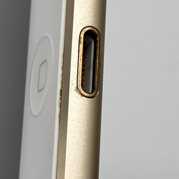 【中古】iPod touch 6G( 64GB)【秋葉原】