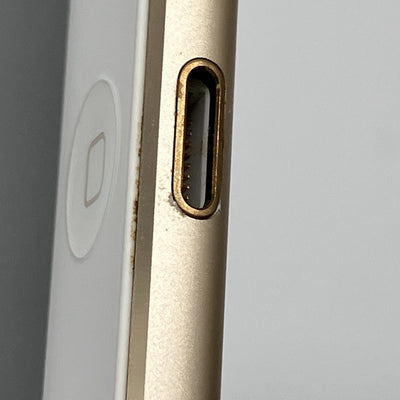 【中古】iPod touch 6G( 64GB)【秋葉原】
