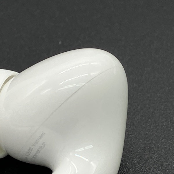 【中古】AirPods Pro (第2世代) MQD83J/A【秋葉原】