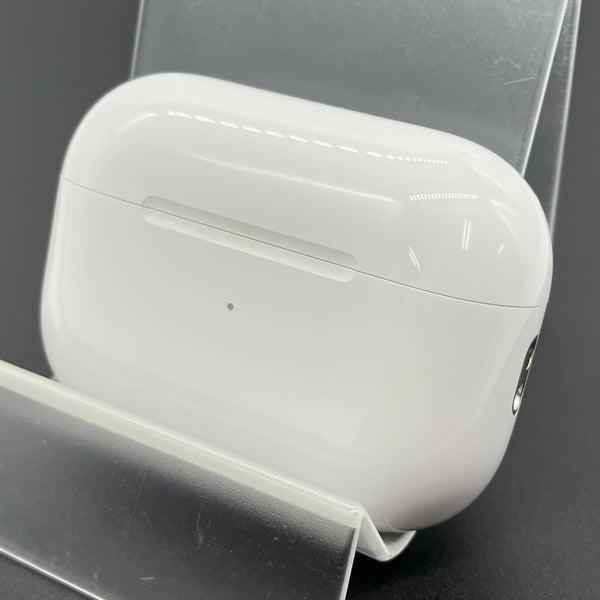 AirPods pro 第二世代　Type-C充電　中古　少し傷あり　正規品 AirPods pro 第二世代 Type-C充電 中古 少し傷あり 正規品 楽天市場】【