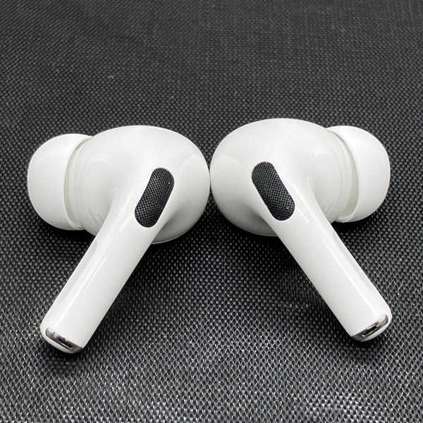 【中古】MagSafe充電ケース(USB-C)付きAirPods Pro(第2世代) MTJV3JA【日本橋】