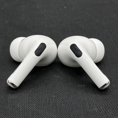 【中古】MagSafe充電ケース(USB-C)付きAirPods Pro(第2世代) MTJV3JA【日本橋】