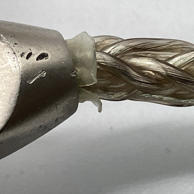 【中古】Prima Donna 8 Wired Lightning to 3.5mm Adapter Cable 【BEA-6141】【名古屋】