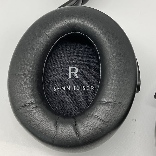 【中古】MOMENTUM 4 Wireless ブラック 【M4AEBT BLACK】【秋葉原】