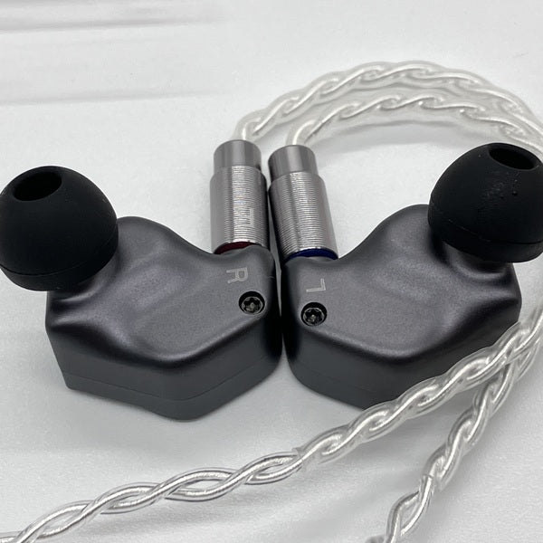 【中古】AK ZERO2 【IRV-AK-ZERO2】【名古屋】