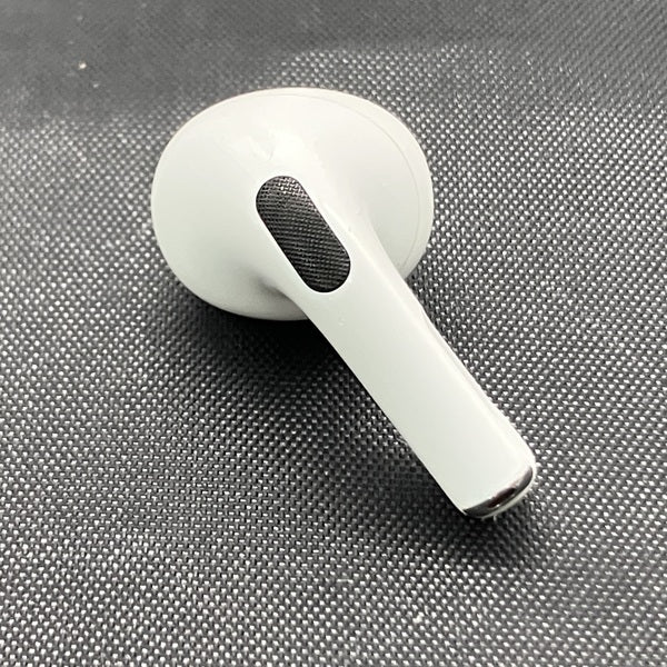 【中古】AirPods Pro （R側）【秋葉原】