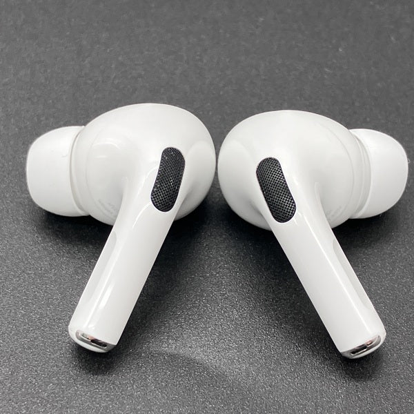 【中古】MagSafe充電ケース(USB-C)付きAirPods Pro(第2世代) MTJV3JA【秋葉原】