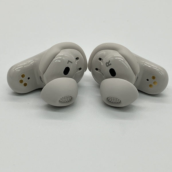 【中古】Quietcomfort Ultra Earbuds 2nd Gen White Smoke【名古屋】