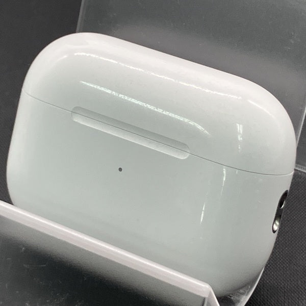 【中古】AirPods Pro (第2世代) MagSafe充電ケース(USB-C)【秋葉原】