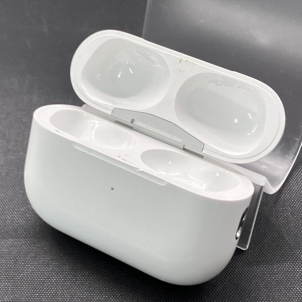 【中古】AirPods Pro (第2世代) MagSafe充電ケース(USB-C)【秋葉原】