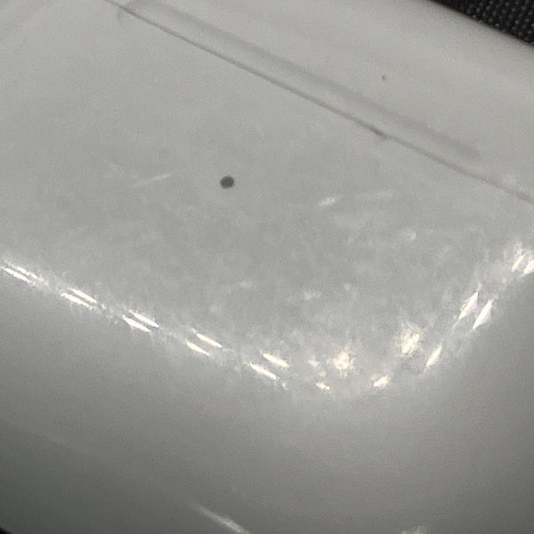 【中古】AirPods Pro (第2世代) MagSafe充電ケース(USB-C)【秋葉原】