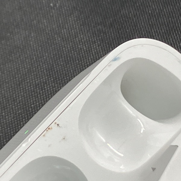 【中古】AirPods Pro (第2世代) MagSafe充電ケース(USB-C)【秋葉原】