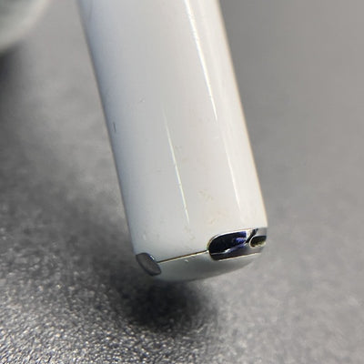 【中古】AirPods Pro (R側) (第2世代)(Lightning)【秋葉原】