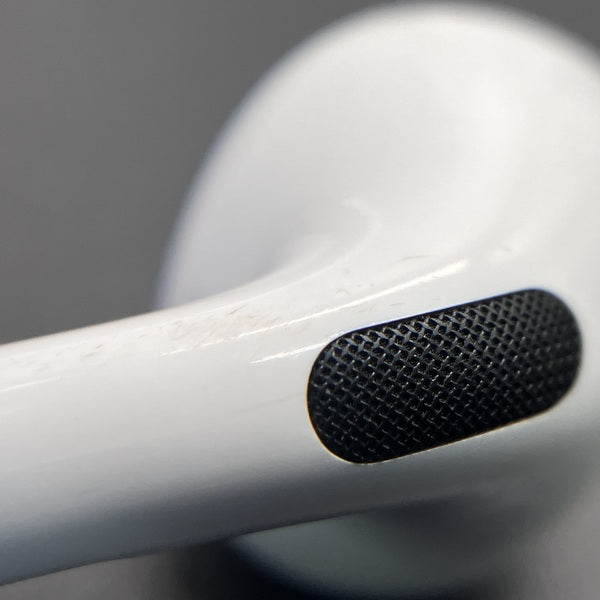 【中古】AirPods Pro (R側) (第2世代)(Lightning)【秋葉原】