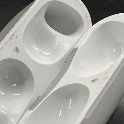 【中古】AirPods Pro (第2世代) MagSafe充電ケース(USB-C)【秋葉原】