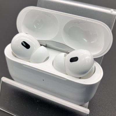 【中古】MagSafe充電ケース(USB-C)付きAirPods Pro(第2世代) MTJV3JA【秋葉原】