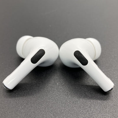 【中古】MagSafe充電ケース(USB-C)付きAirPods Pro(第2世代) MTJV3JA【秋葉原】