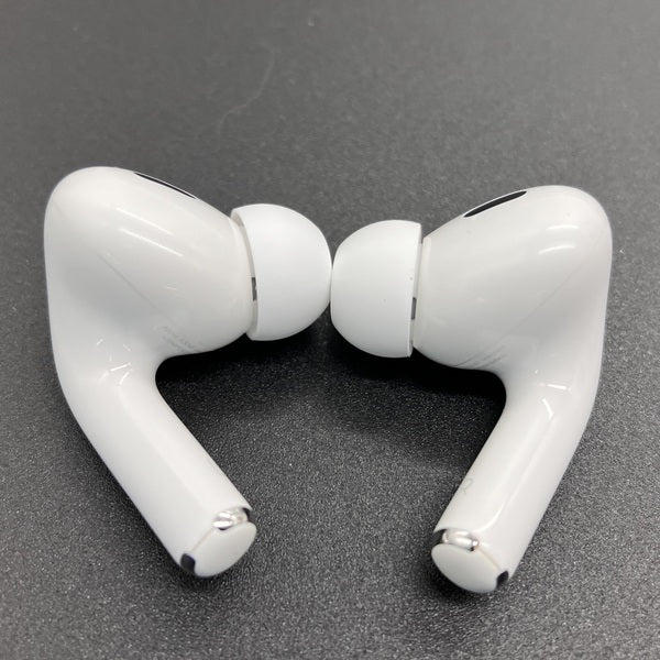 【中古】MagSafe充電ケース(USB-C)付きAirPods Pro(第2世代) MTJV3JA【秋葉原】