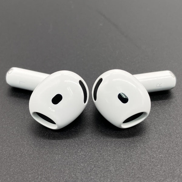 【中古】AirPods 4 MXP93J/A（アクティブノイズキャンセリング搭載）【秋葉原】