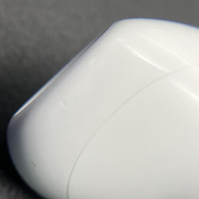 【中古】AirPods 4 MXP93J/A（アクティブノイズキャンセリング搭載）【秋葉原】