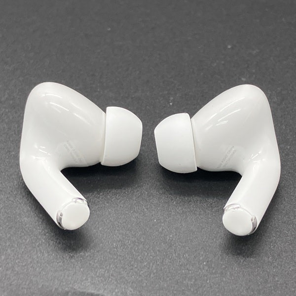 【中古】MagSafe充電ケース(USB-C)付きAirPods Pro(第2世代) MTJV3JA【秋葉原】