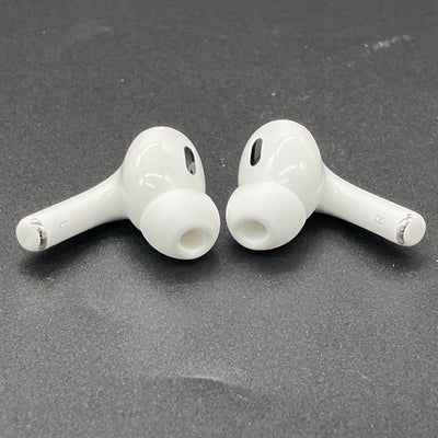 【中古】MagSafe充電ケース(USB-C)付きAirPods Pro(第2世代) MTJV3JA【秋葉原】