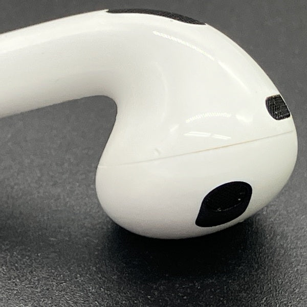 【中古】Airpods MPNY3J/A 3rd Generation  Lightning充電ケース付【秋葉原】