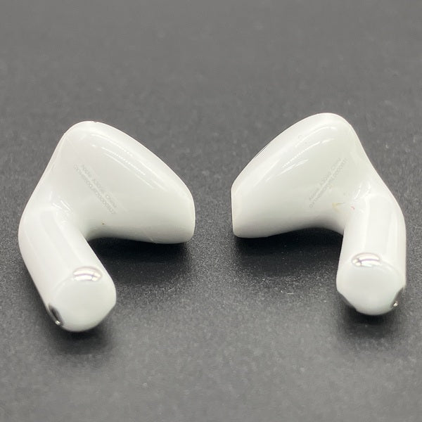 【中古】AirPods 4 MXP93J/A（アクティブノイズキャンセリング搭載）【秋葉原】