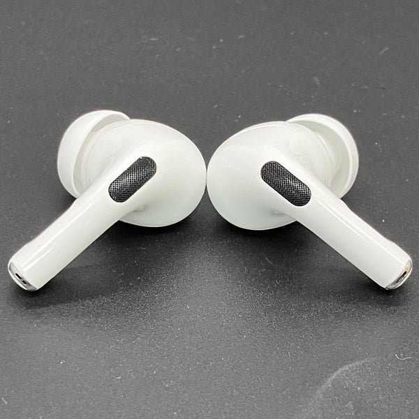 Apple 【中古】MagSafe充電ケース(USB-C)付きAirPods Pro(第2世代