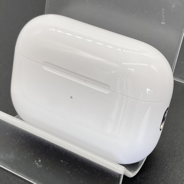 【中古】MagSafe充電ケース(USB-C)付きAirPods Pro(第2世代) MTJV3JA【秋葉原】