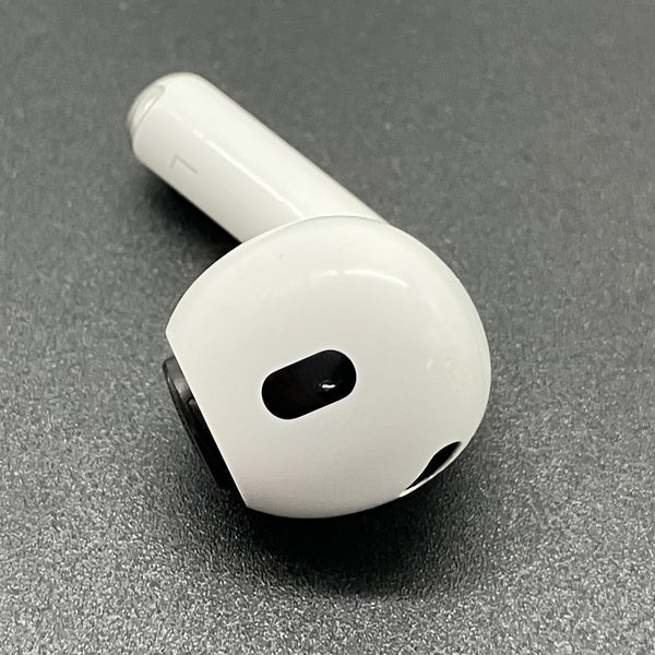 雑*枚様 AirPods Pro2 ライトニング 中古 雑*枚様 AirPods Pro2