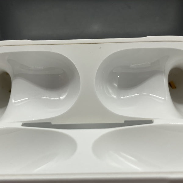 【中古】AirPods Pro 充電ケース(MagSafe)【秋葉原】