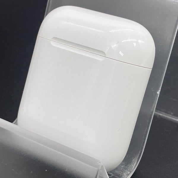 【中古】AirPods with Charging Case MV7N2J/A【日本橋】