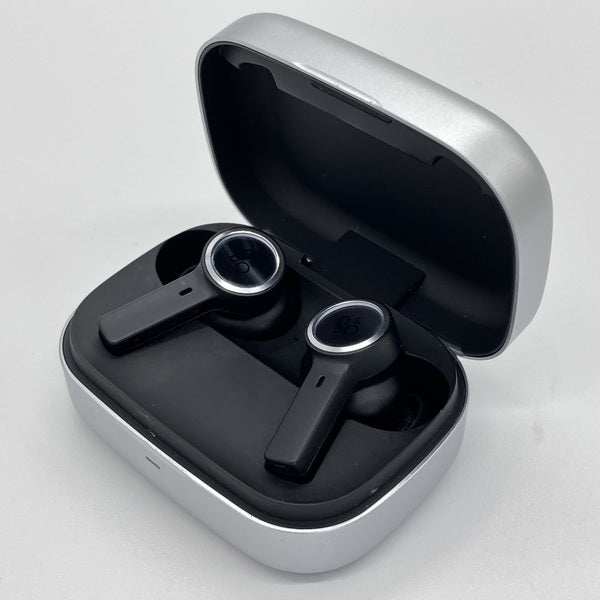 【中古】Beoplay Eleven Natural Aluminium【秋葉原】