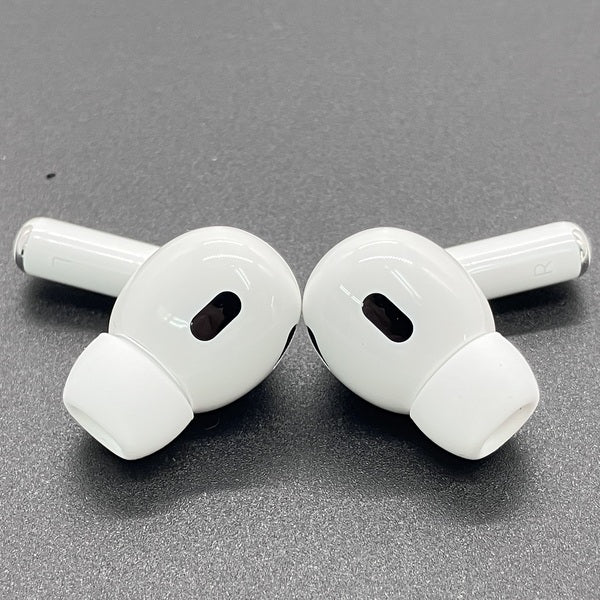 Apple 【中古】MagSafe充電ケース(USB-C)付きAirPods Pro(第2世代