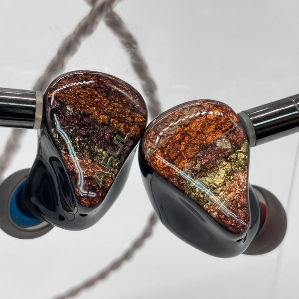 【中古】PERFORMER 8【日本橋】