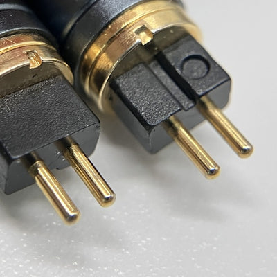 【中古】Eros S (2pin to 3.5mm)【秋葉原】