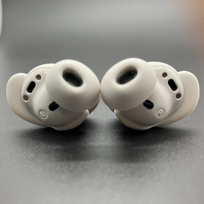 【中古】QuietComfort Earbuds White Smoke【秋葉原】