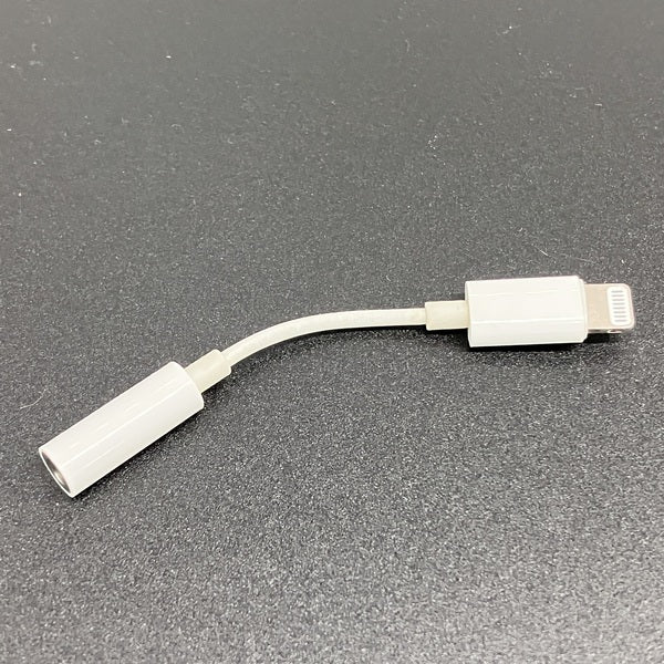【中古】Lightning - 3.5 mmヘッドフォンジャックアダプタ【日本橋】