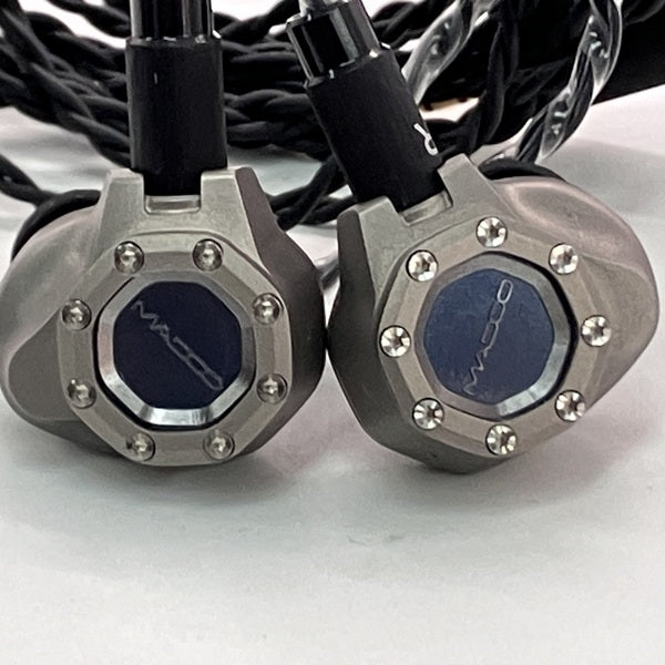 【中古】Typ821 【MDO-T821-TI】【秋葉原】