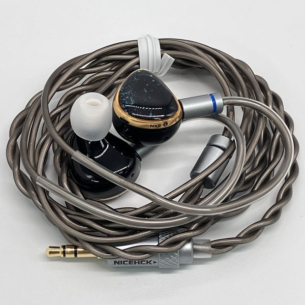 【中古】NX8 Special Edition (3.5mm/4.4mm)【秋葉原】