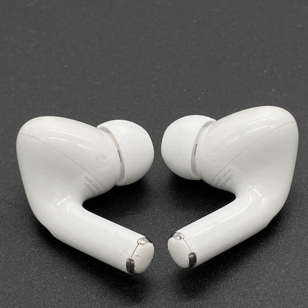 【中古】MagSafe充電ケース(USB-C)付きAirPods Pro(第2世代) MTJV3JA【秋葉原】