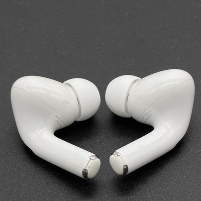 【中古】MagSafe充電ケース(USB-C)付きAirPods Pro(第2世代) MTJV3JA【秋葉原】
