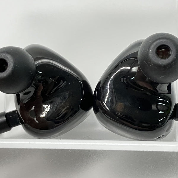 EMPIRE EARS 【中古】RAVEN 【EMP-RAVEN-BK】【秋葉原】 – e☆イヤホン