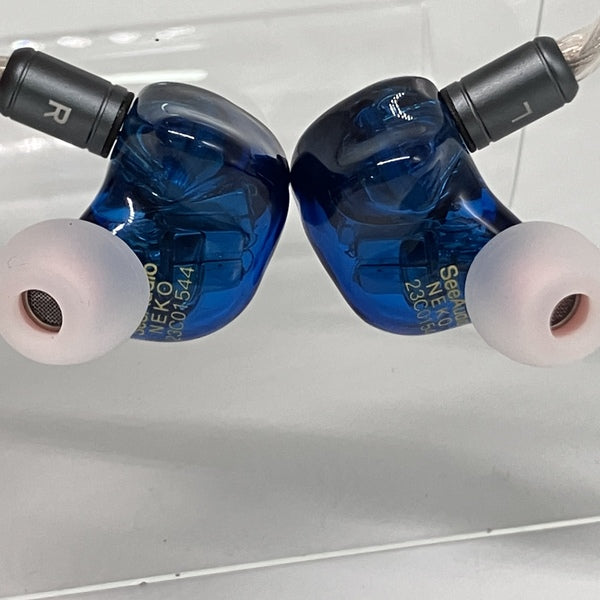 See audio 【中古】Neko Int'l version【秋葉原】 – e☆イヤホン