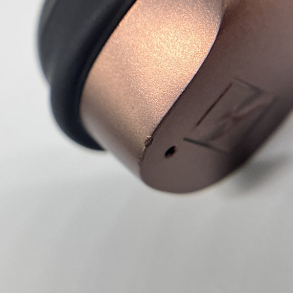 【中古】MOMENTUM True Wireless 4 ブラックコッパ―（Amazon限定カラー）【秋葉原】