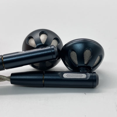 【中古】FF5 Black 【FIO-IEM-FF5-B】【名古屋】